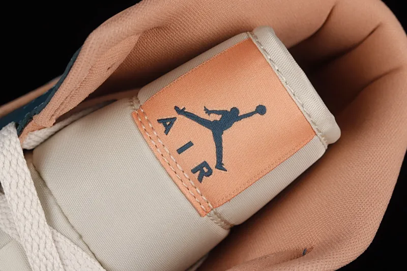 All categories Air Jordan Jordan series basketball shoes Air Jordan 1 Mid G version pure original Air Jordan AJ1 Mid "Blue Mint" AJ1 Joe 1 blue orange mid-top basketball shoes BQ6472-308